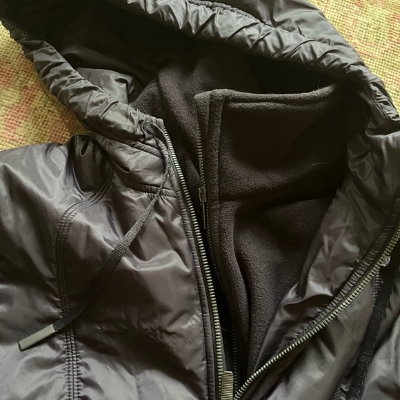 Lululemon bomber with fleece. 8 - Picture 2 of 2